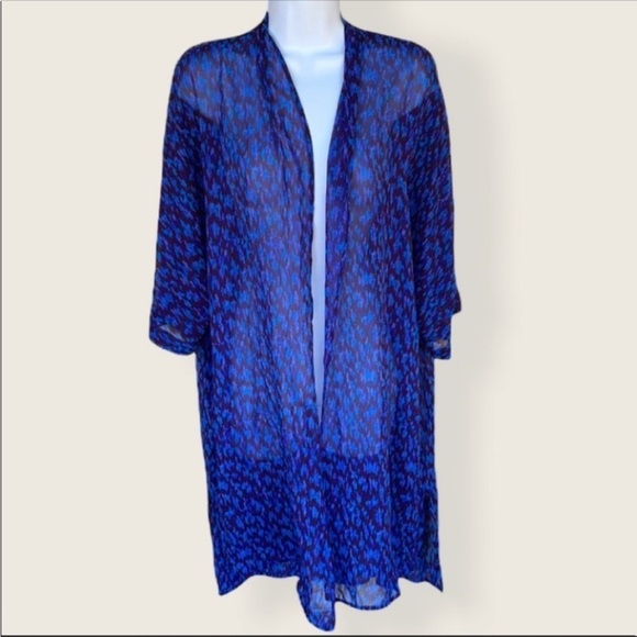 ANA Blue Sheer Beach Vacation Pull cover up sheer
Size Med - Picture 2 of 10
